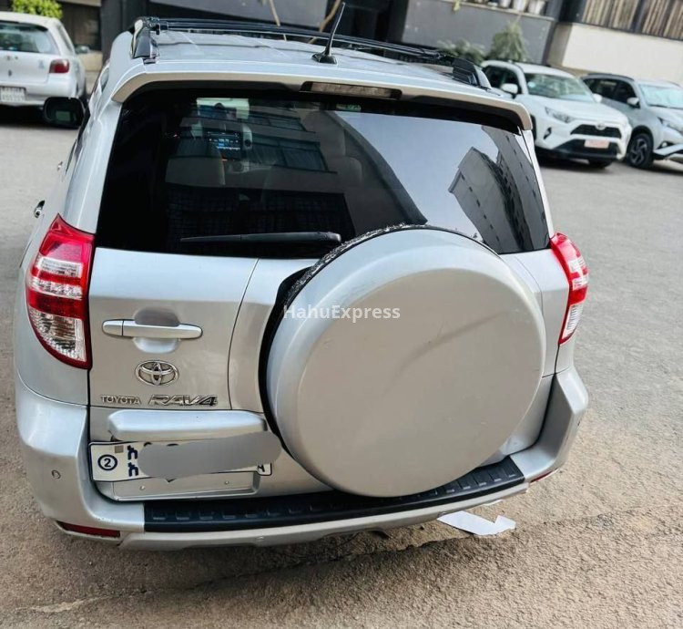 Toyota RAV4 (2007/8) Review: A Proven Standard of Reliability