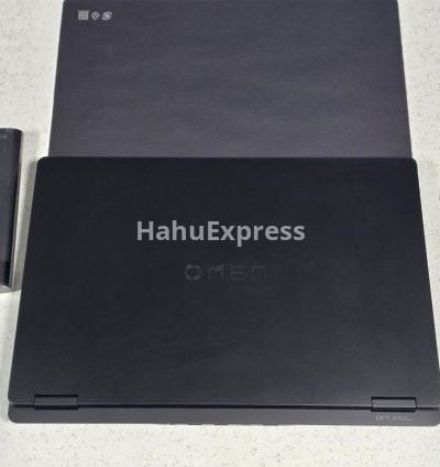HP OMEN 17 (Ryzen 8000 Series) 3
