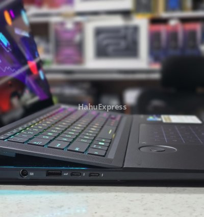 💻 ASUS Zenbook Pro 16X OLED (2022): A Powerful Laptop for Creators in 2026 3