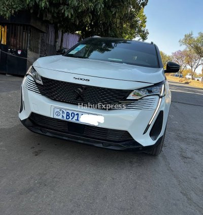 🚙 Peugeot 5008 (2022) Review: A Stylish 7-Seater SUV Worth Considering in 2026 9