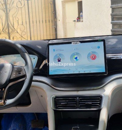 BYD Song Plus DM-i (2024) Review: A New Era of Hybrid Driving 3