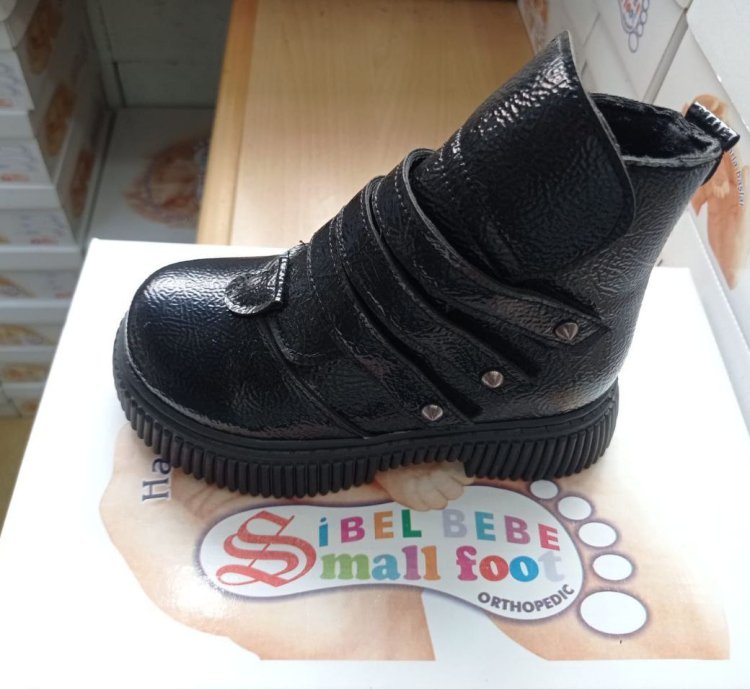 👟 Why Orthopedic Boots Are Important for Children’s Foot Development