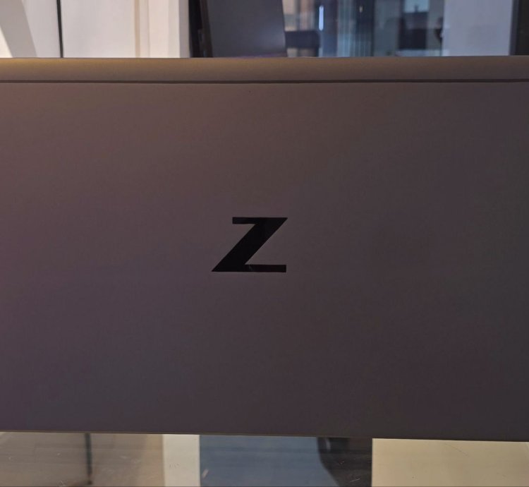 HP ZBook Firefly G8 Review: A Mobile Workstation for Professional Workflows