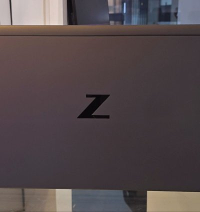 HP ZBook Firefly G8 Review: A Mobile Workstation for Professional Workflows 3