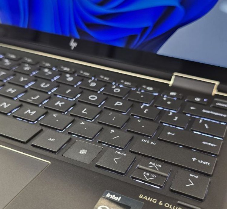 HP Spectre x360 (12th Gen) Review: Premium Design Meets High Performance