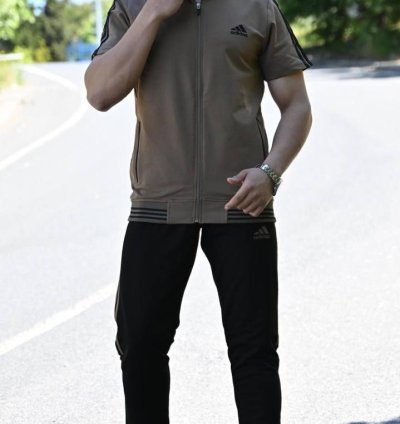 Adidas Men’s Tracksuit Review: Comfort, Durability, and Everyday Style 5