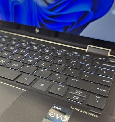HP Spectre x360 (12th Gen) Review: Premium Design Meets High Performance 4