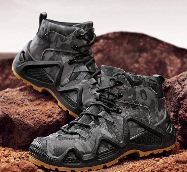 Tactical Hiking Boots Review: Durability Meets Everyday Style
