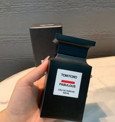 Premium Fragrance Review: A Signature Scent for the Modern Gentleman 3