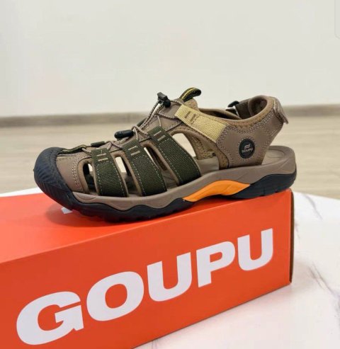 Qaluit Original Footwear Review: Durable Style for Everyday Wear 6