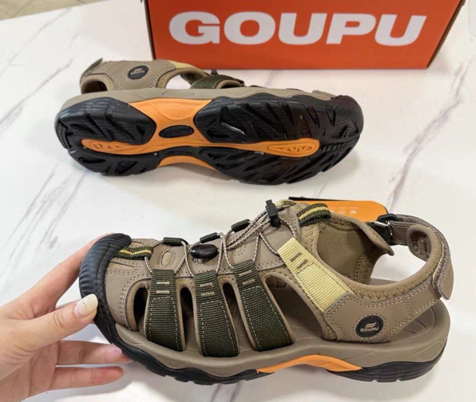 Qaluit Original Footwear Review: Durable Style for Everyday Wear