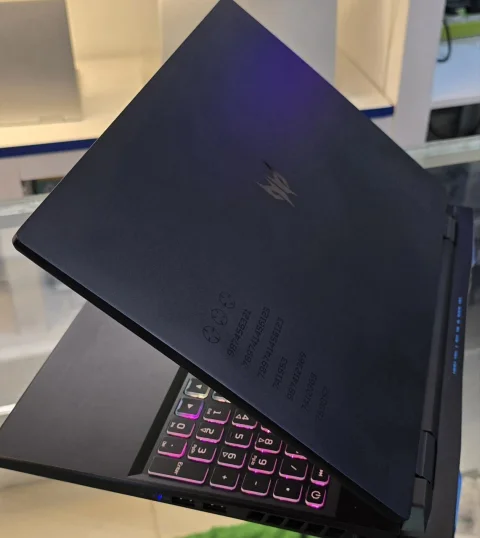 Core i9  RTX 4060  8GB  13th  laptop