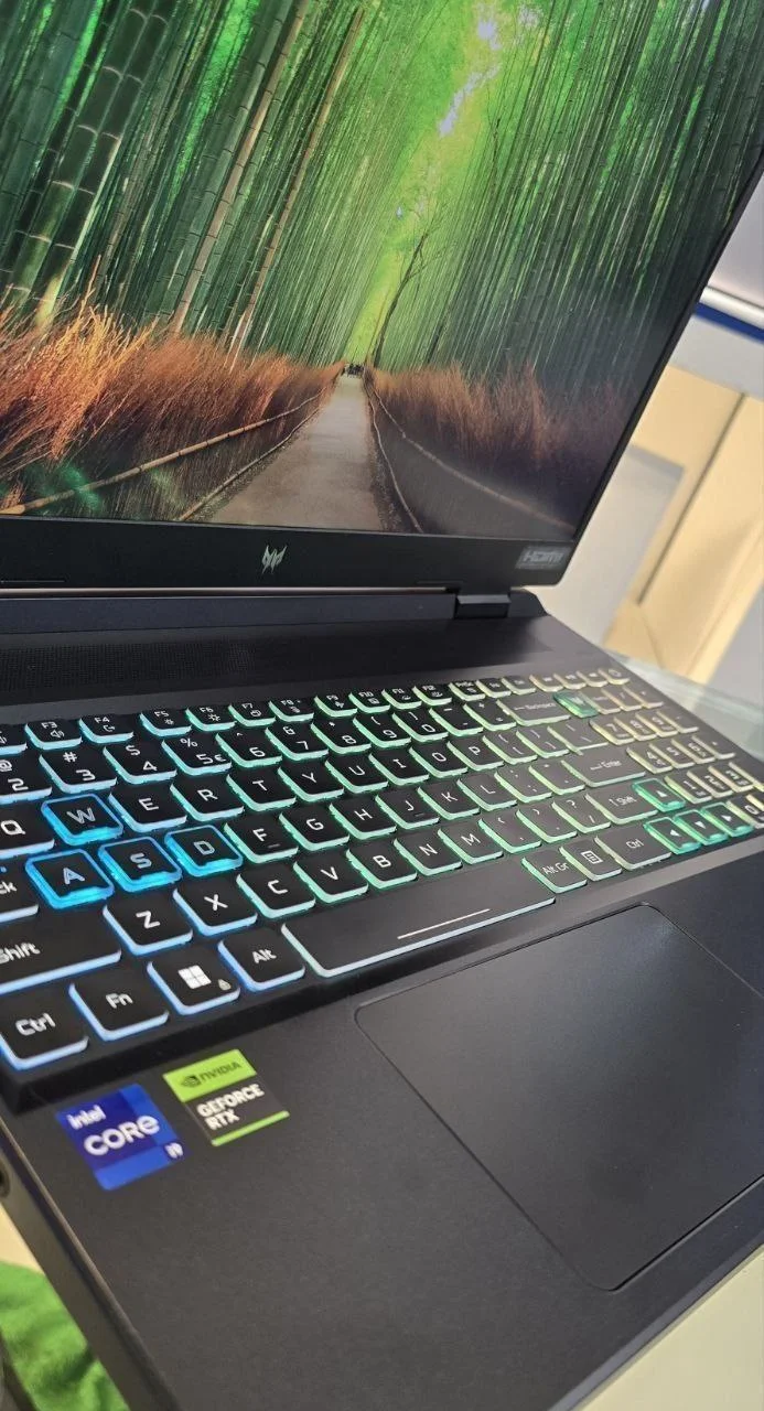 Core i9  RTX 4060  8GB  13th  laptop