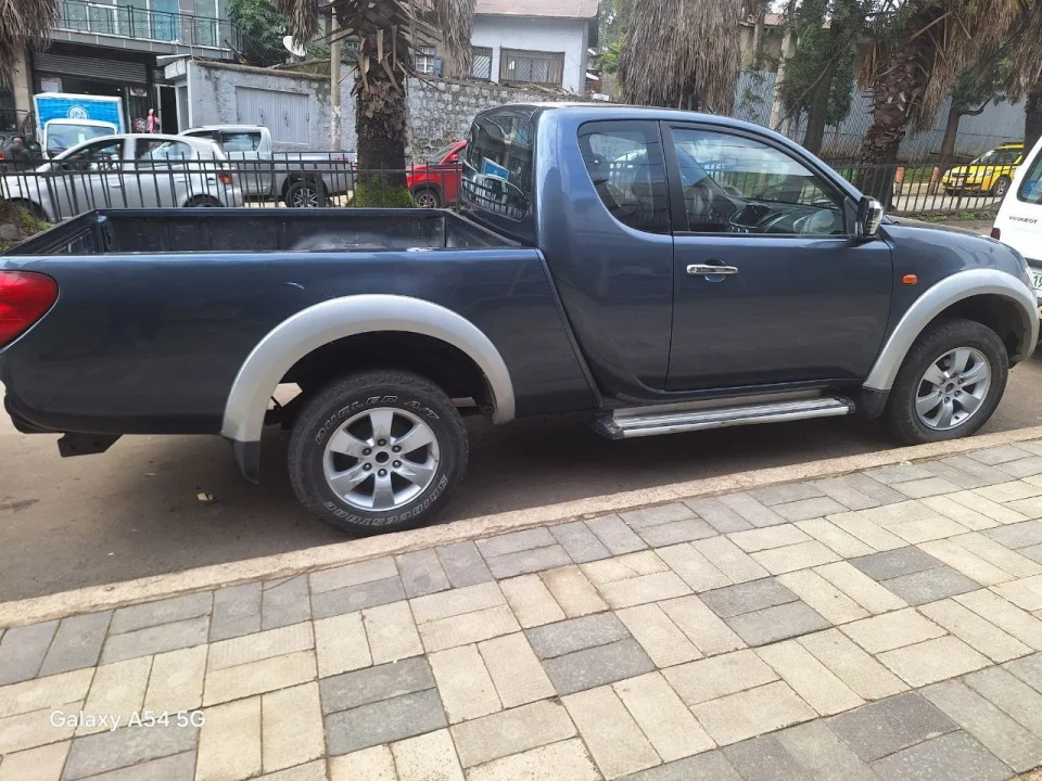 DID L200  Model:  Mitsubishi